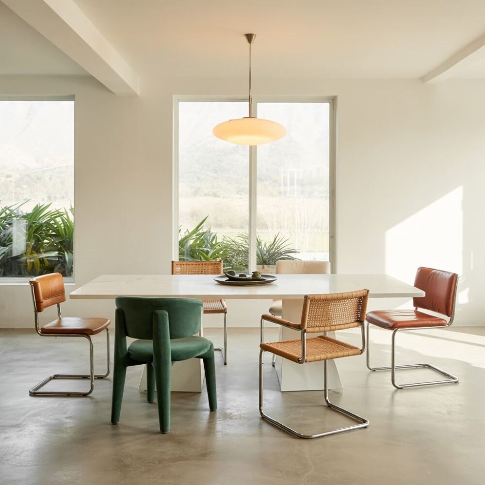 aranżacja stołu i krzeseł