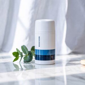 kosmetyki męskie na półce