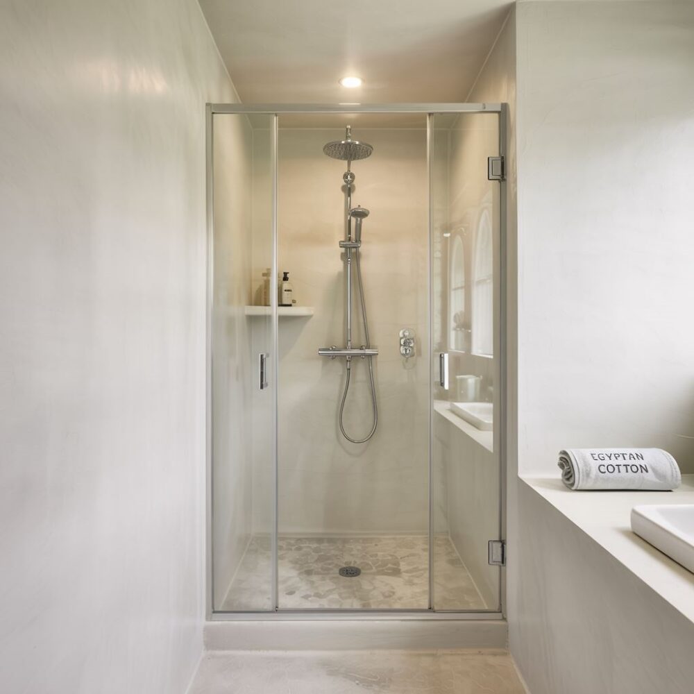 nowoczesna kabina narożna