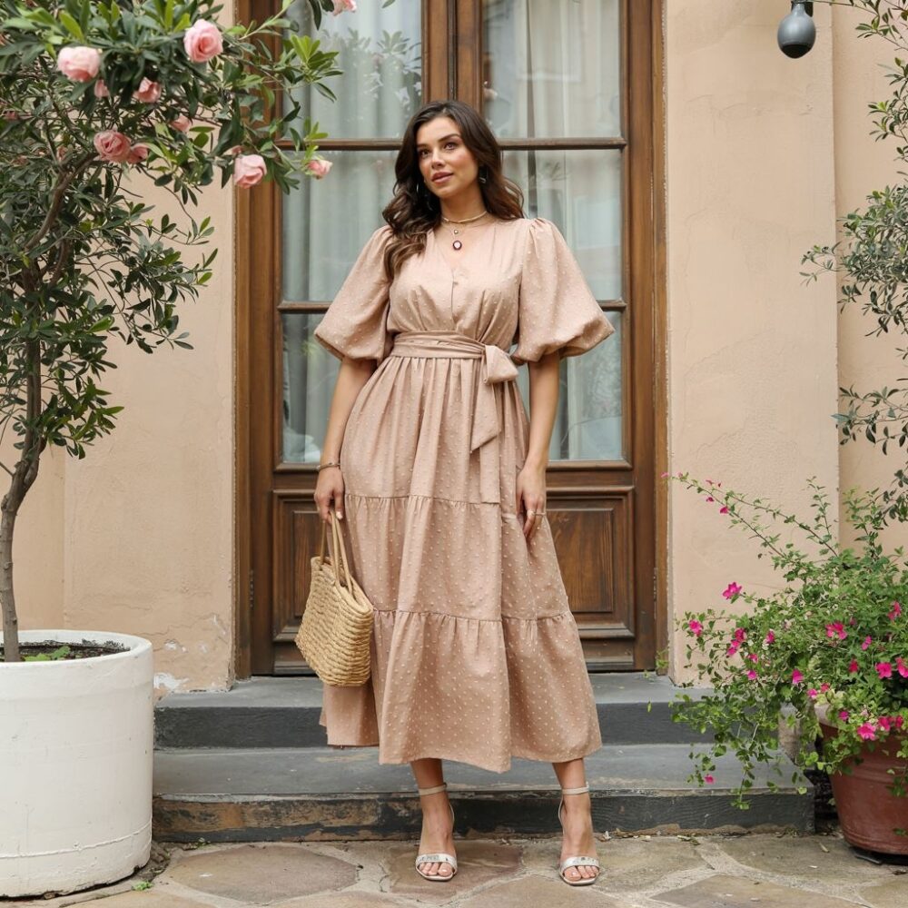 sukienka na szerokie biodra